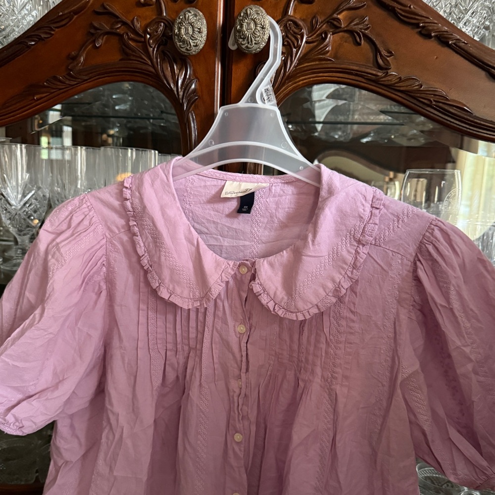 Universal Thread Peter Pan collar top